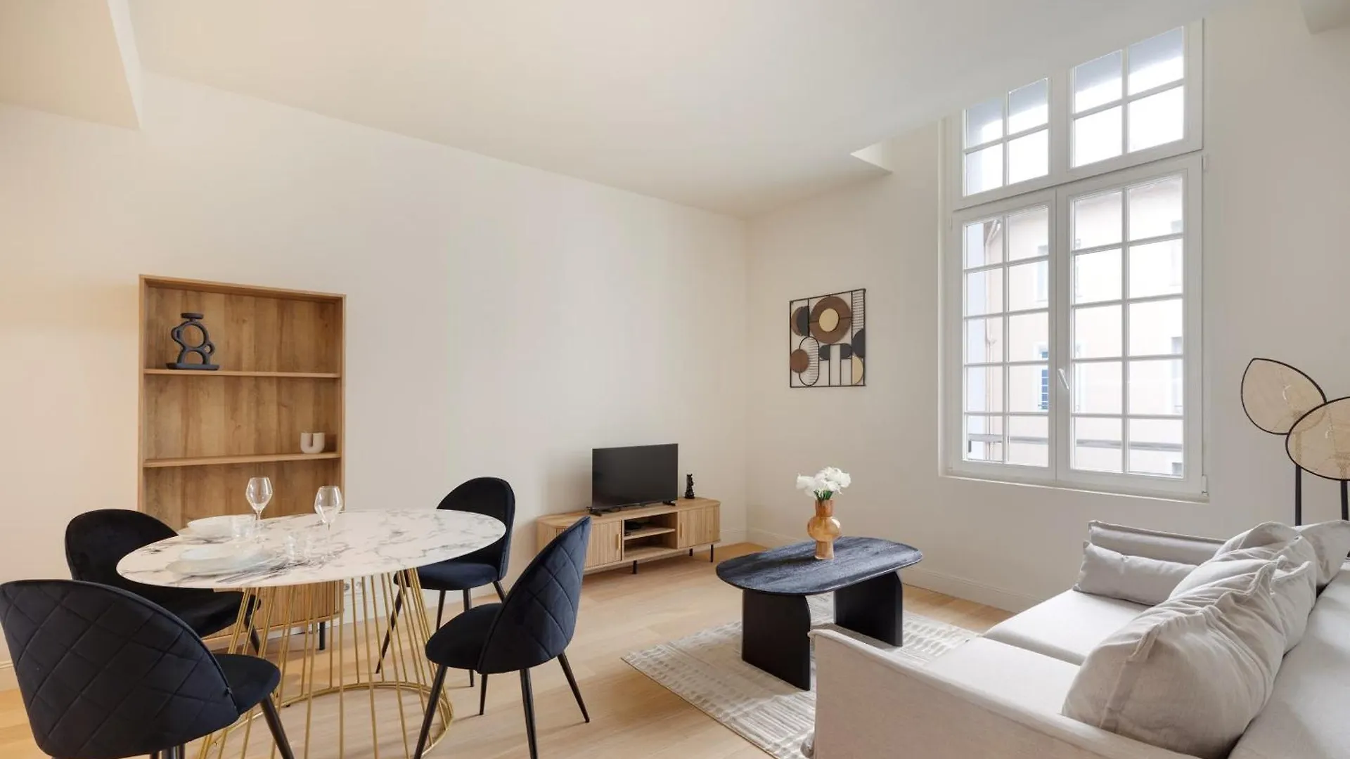 Appartement Place De Gaulle - Welkeys 앙티브